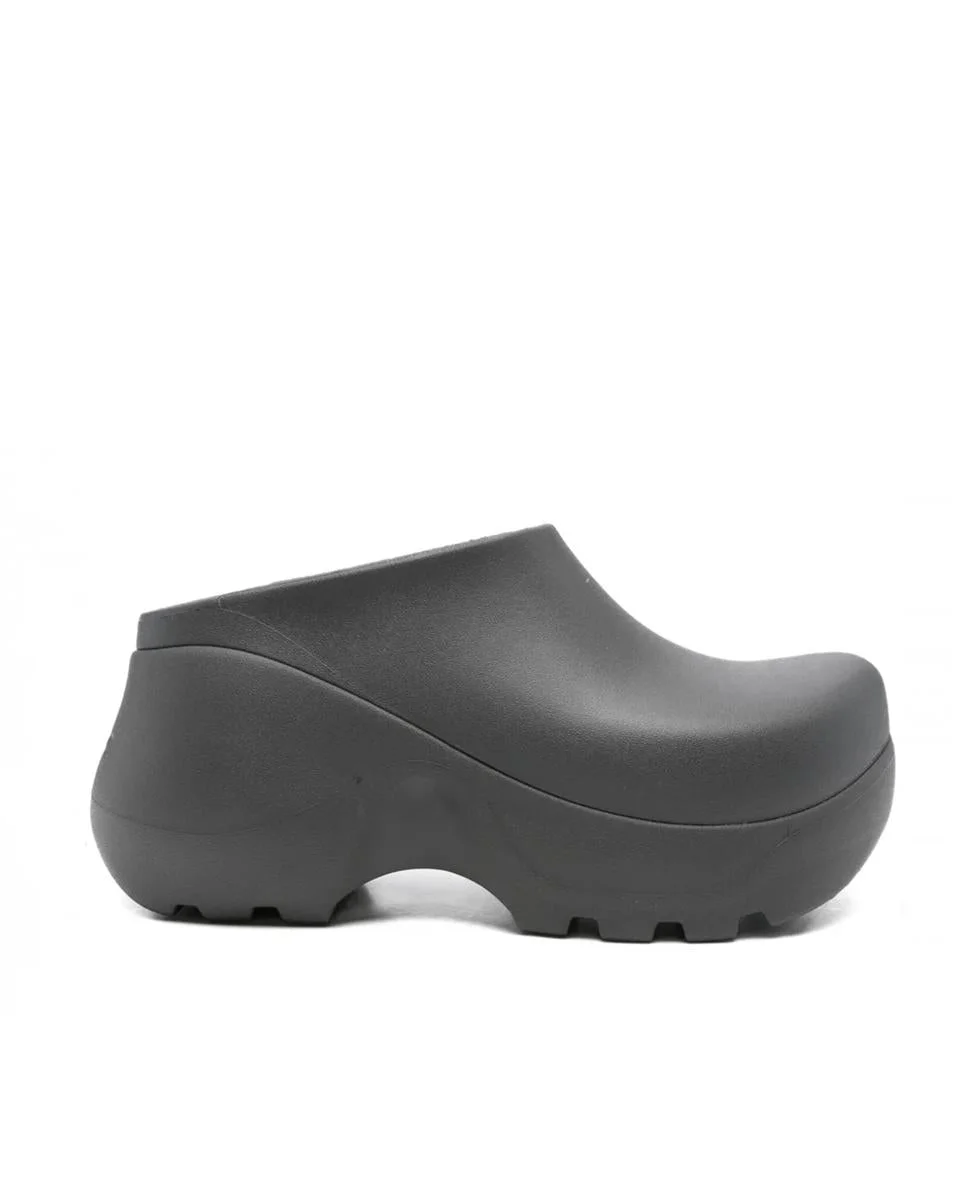 Crocs Slipper - 1