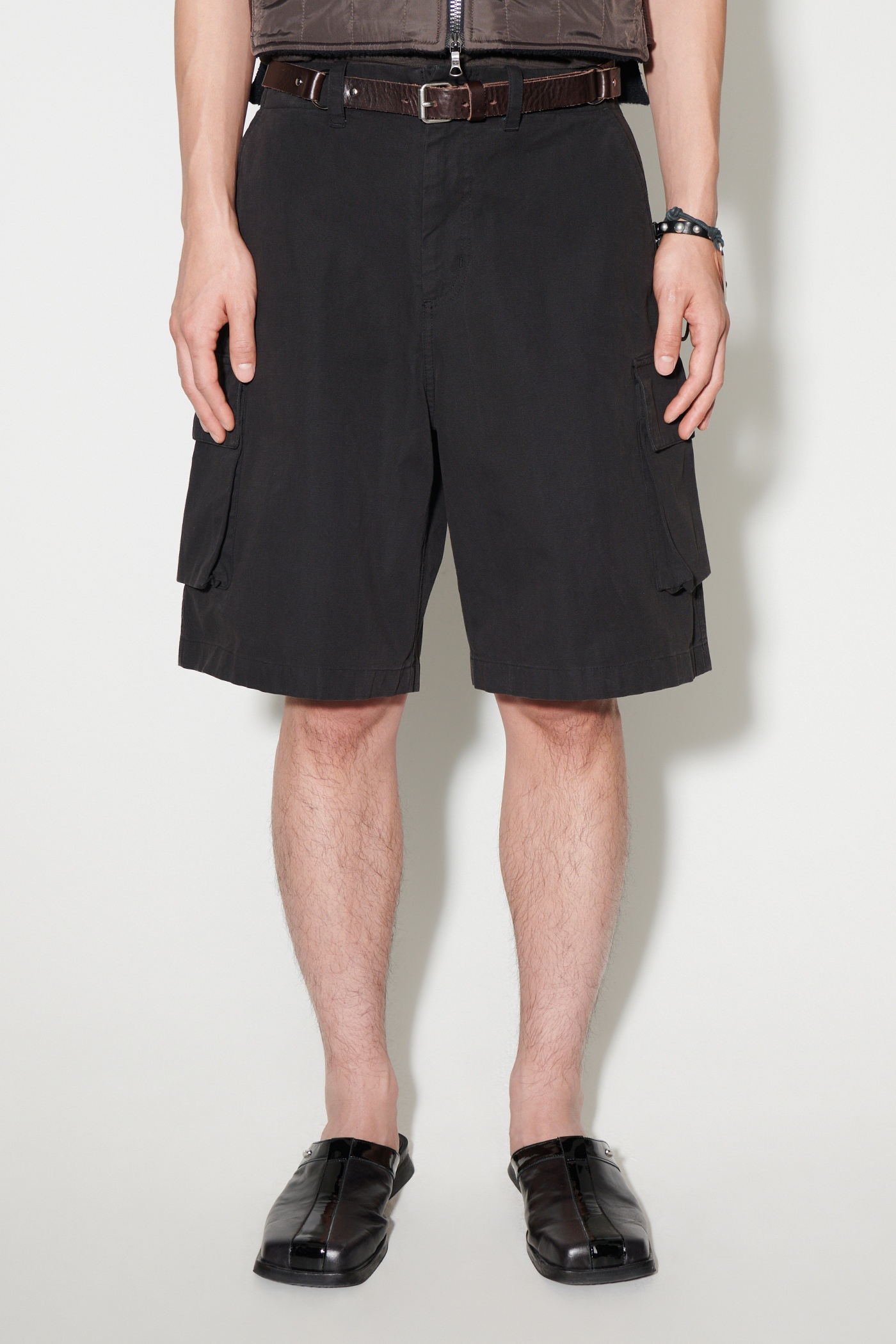 Mount Shorts Black Canvas - 3