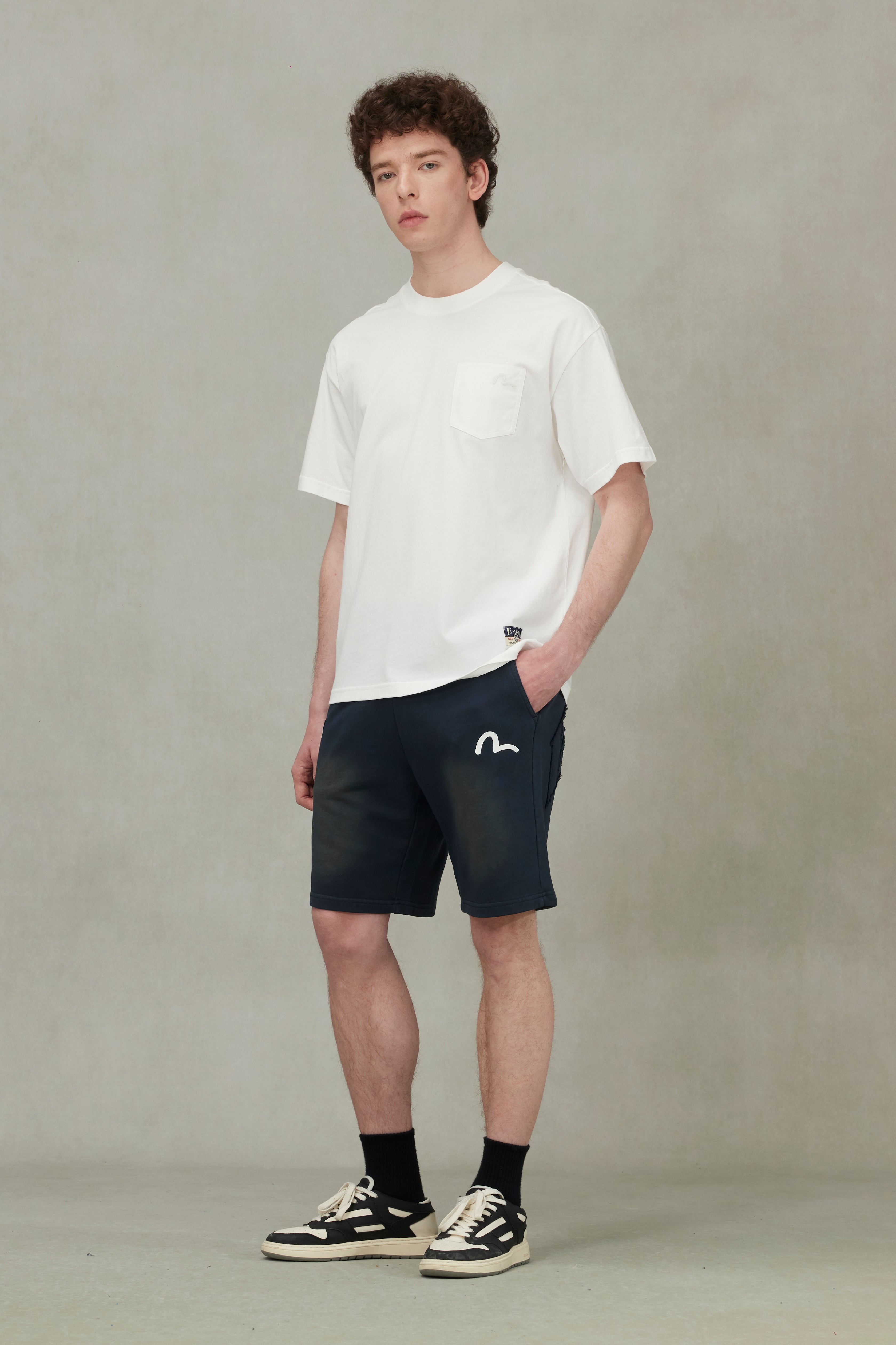Seagull Embroidery Stitching Pocket Relax Fit T-Shirt - 3