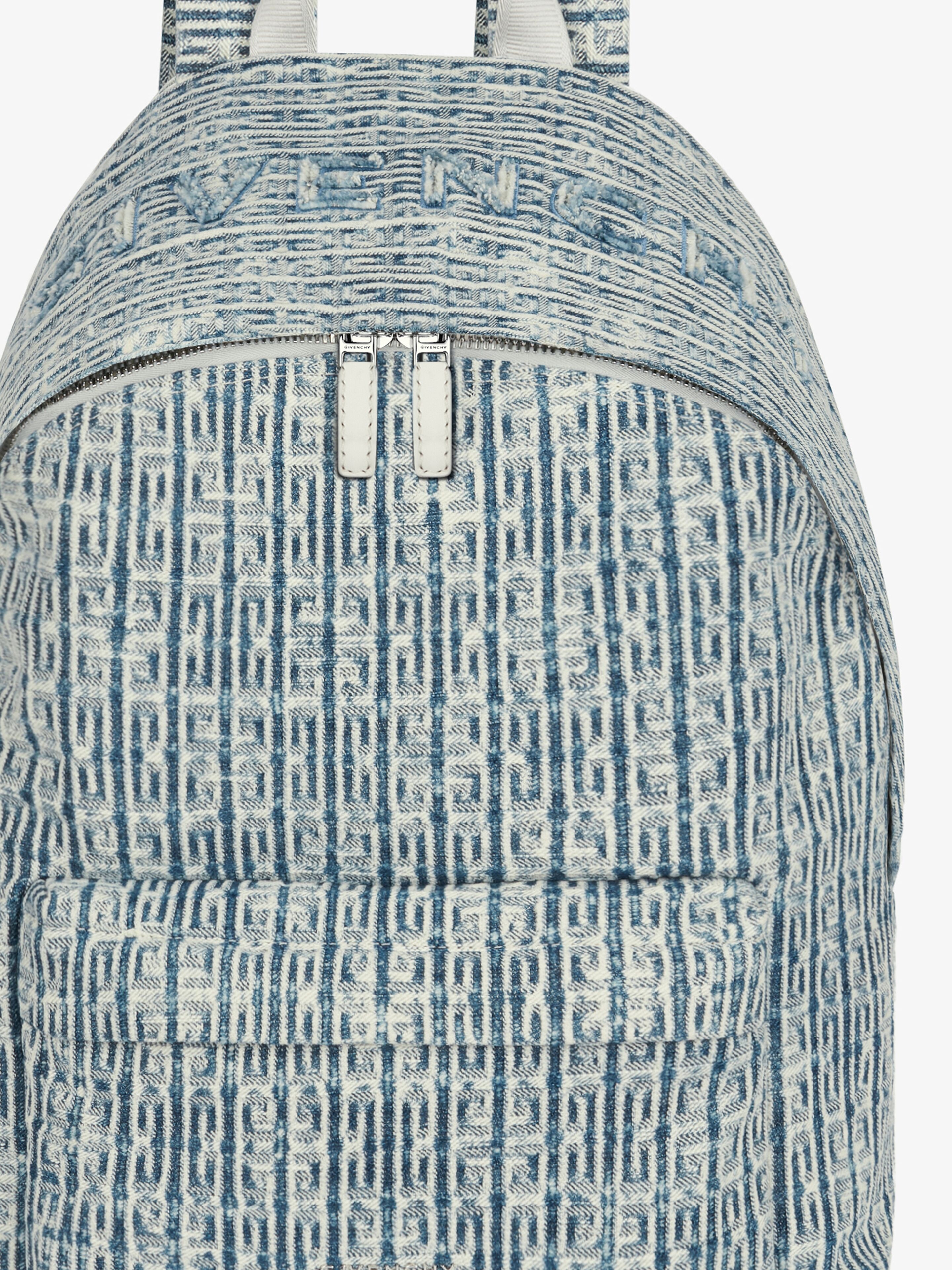 ESSENTIEL U BACKPACK IN 4G BLEACHED DENIM - 6