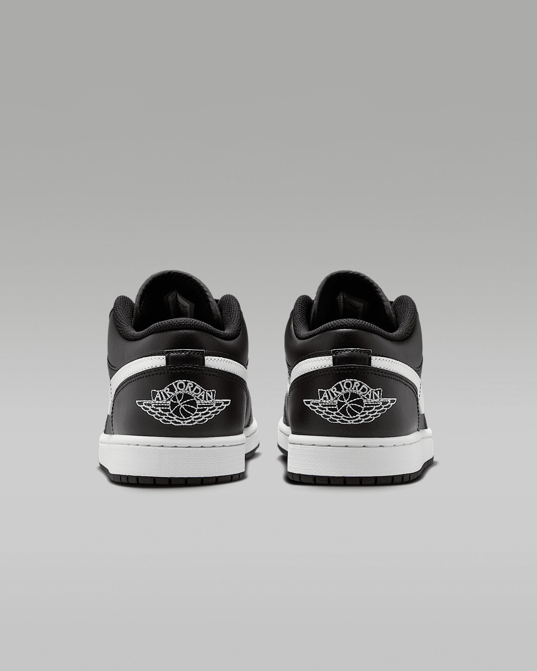 Air Jordan 1 Low Men's Shoes - 6