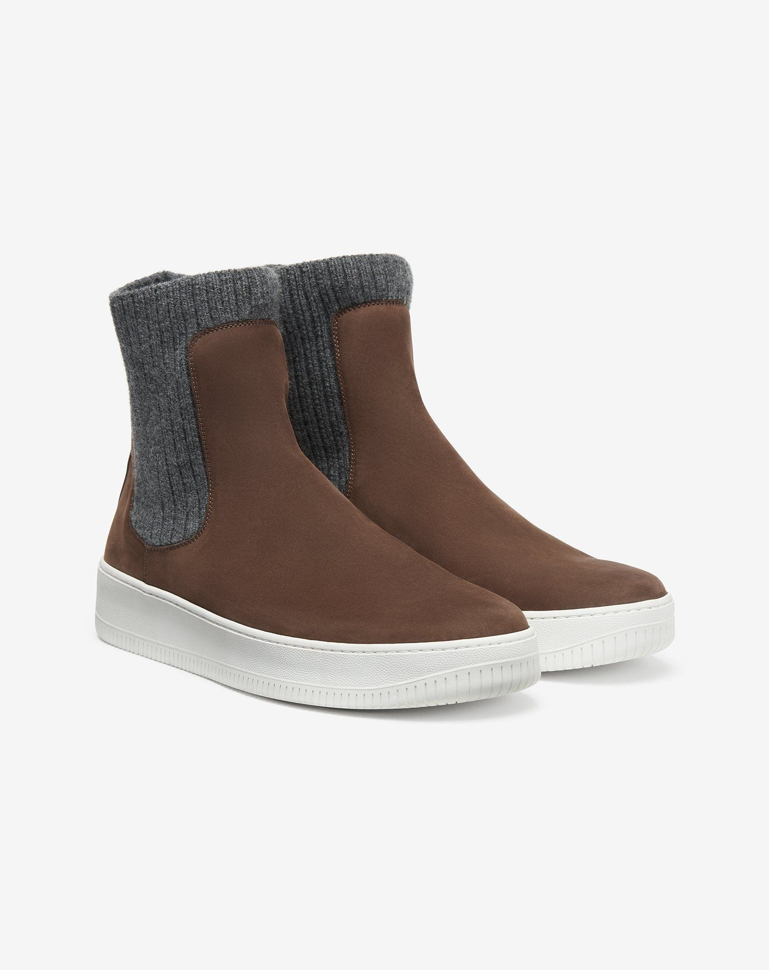 Brown nabuk Chelsea boots - 2