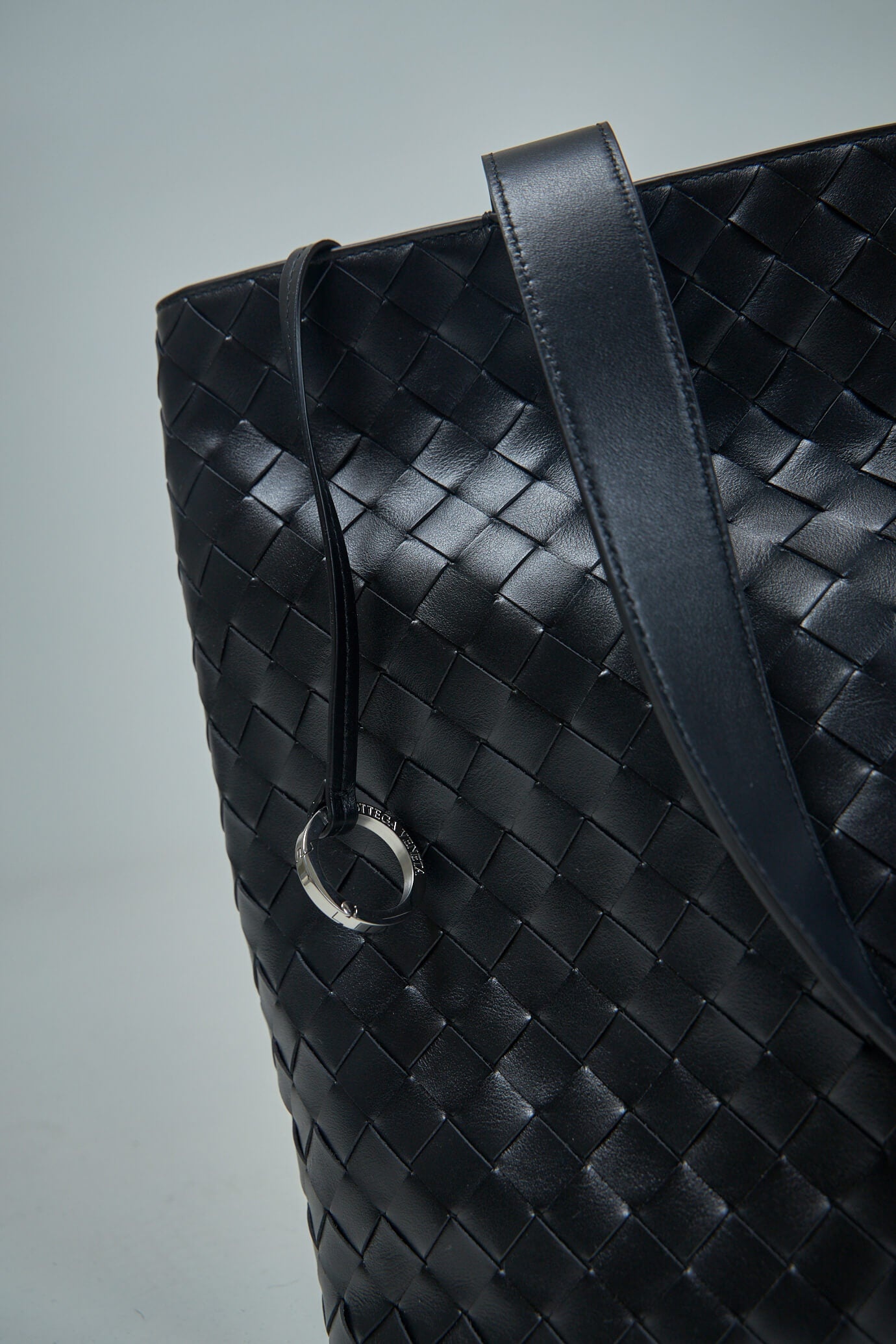Medium Intrecciato Camera Bag - 5