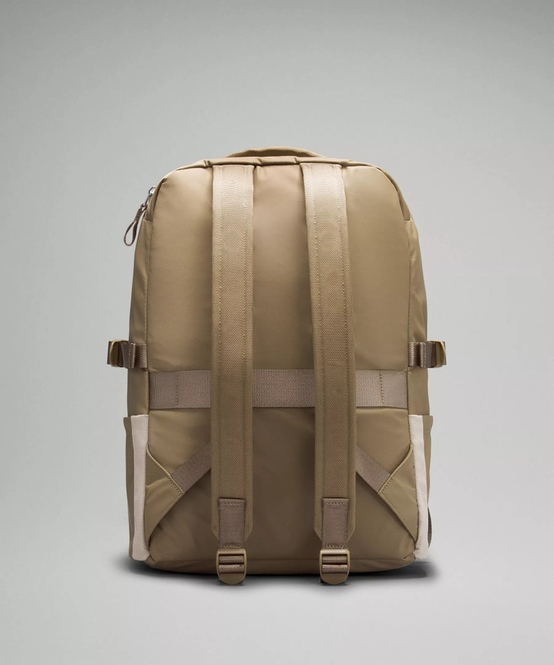 New Crew Backpack 22L *Logo 3