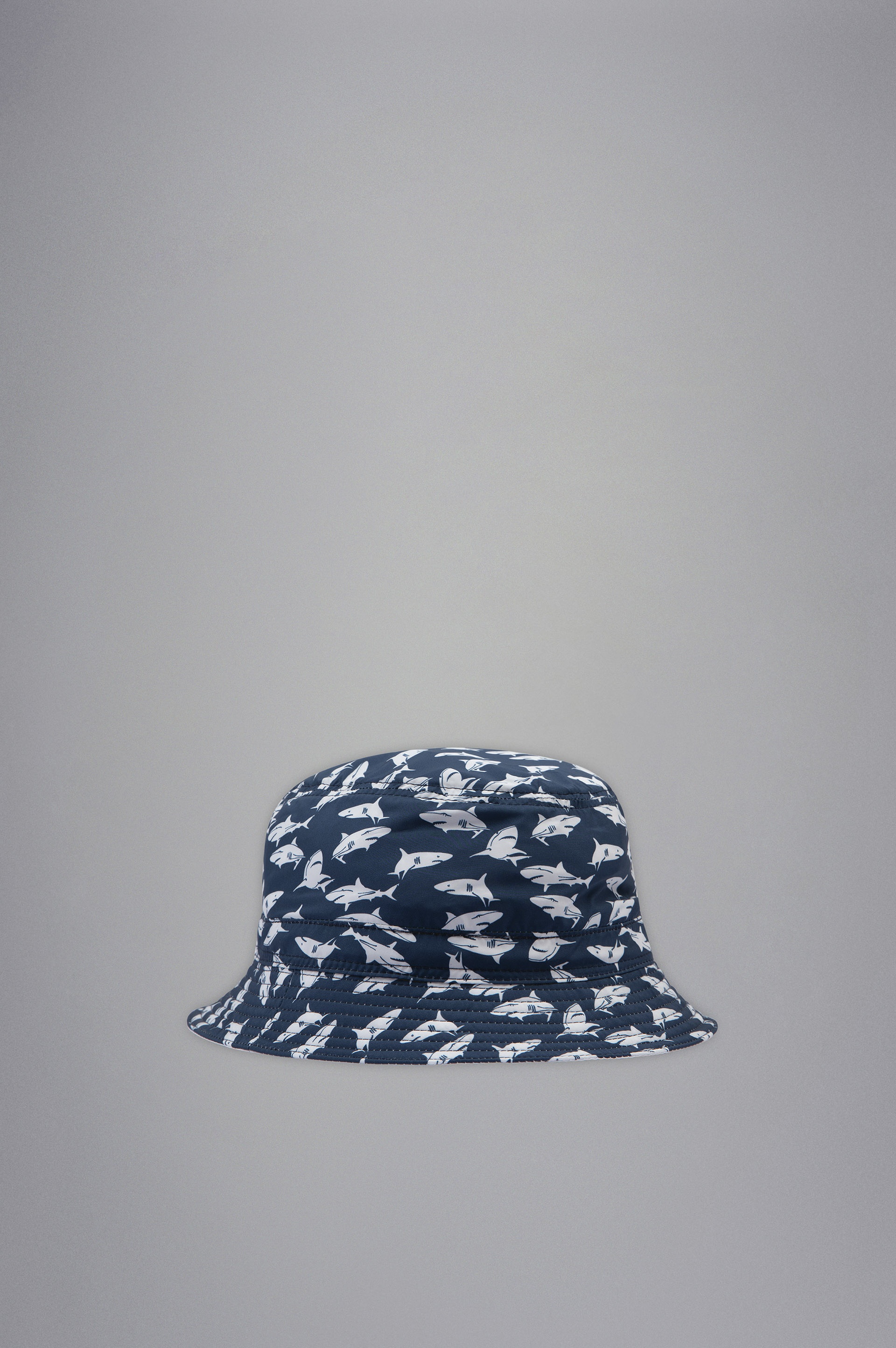 BUCKET WITH SHARK PRINT - 1