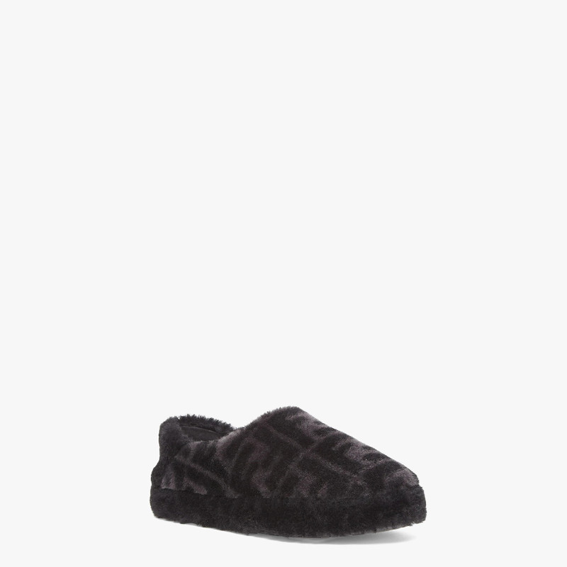 Gray sheepskin mules 2