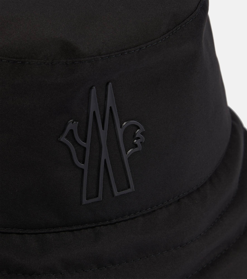 Day-namic bucket hat 3