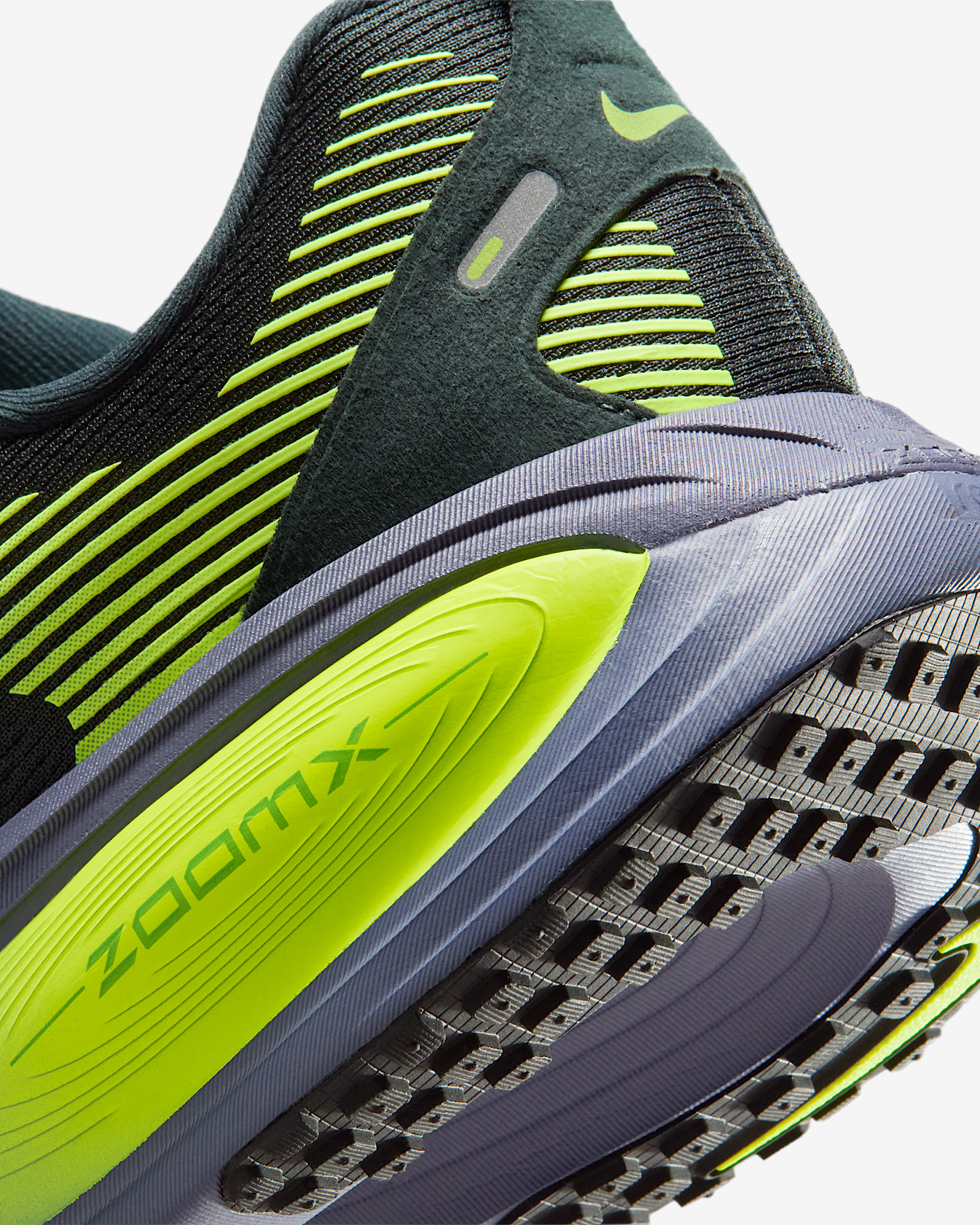 Nike Vomero 18 Men's Road Running Shoes - 8