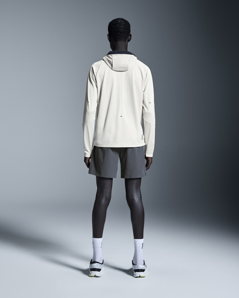 On 7" Performance Shorts outlook
