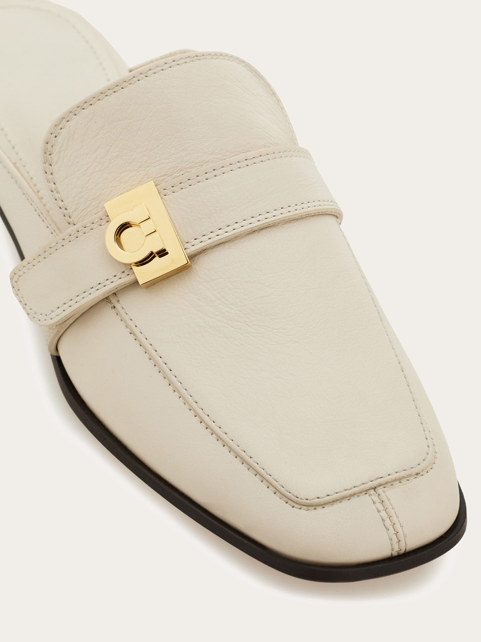 Hug buckle loafer mule - 6