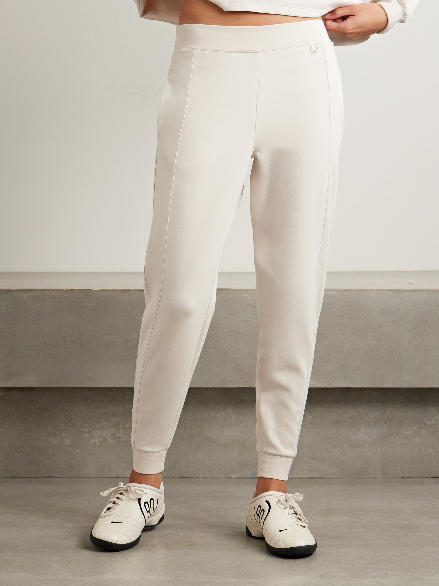 Dri-FIT tapered track pants Ivory - 3