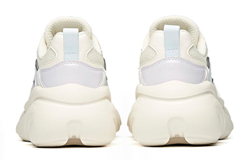 ANTA (WMNS) ANTA Claw 'White Light Blue Purple' 922358894-5 outlook