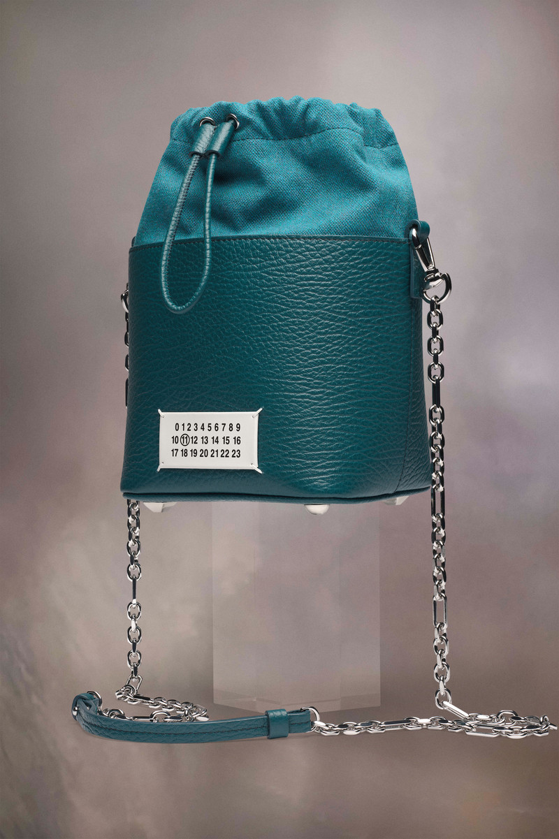 Maison Margiela 5AC bucket small outlook