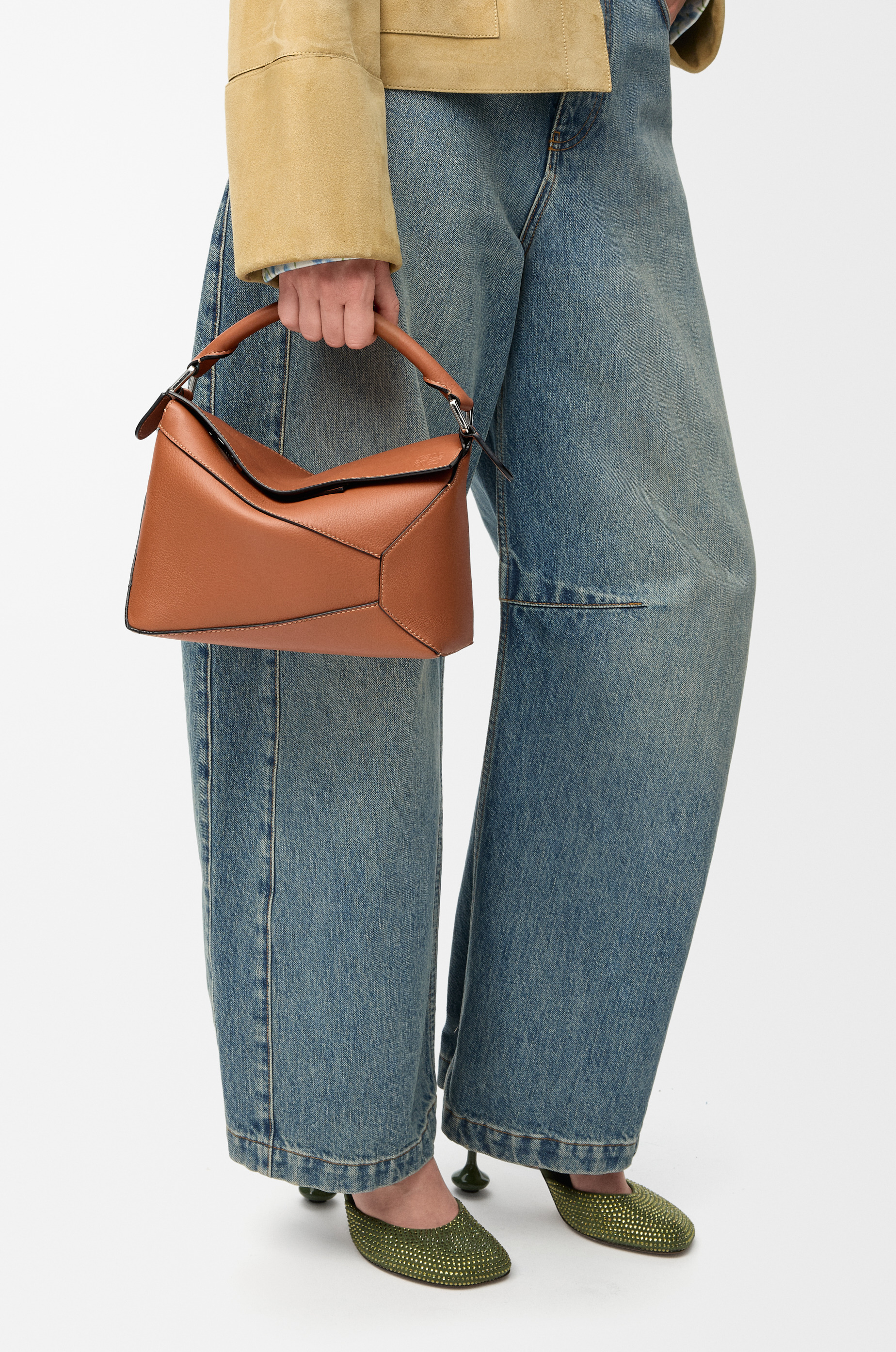 Small Puzzle bag in classic calfskin - 3