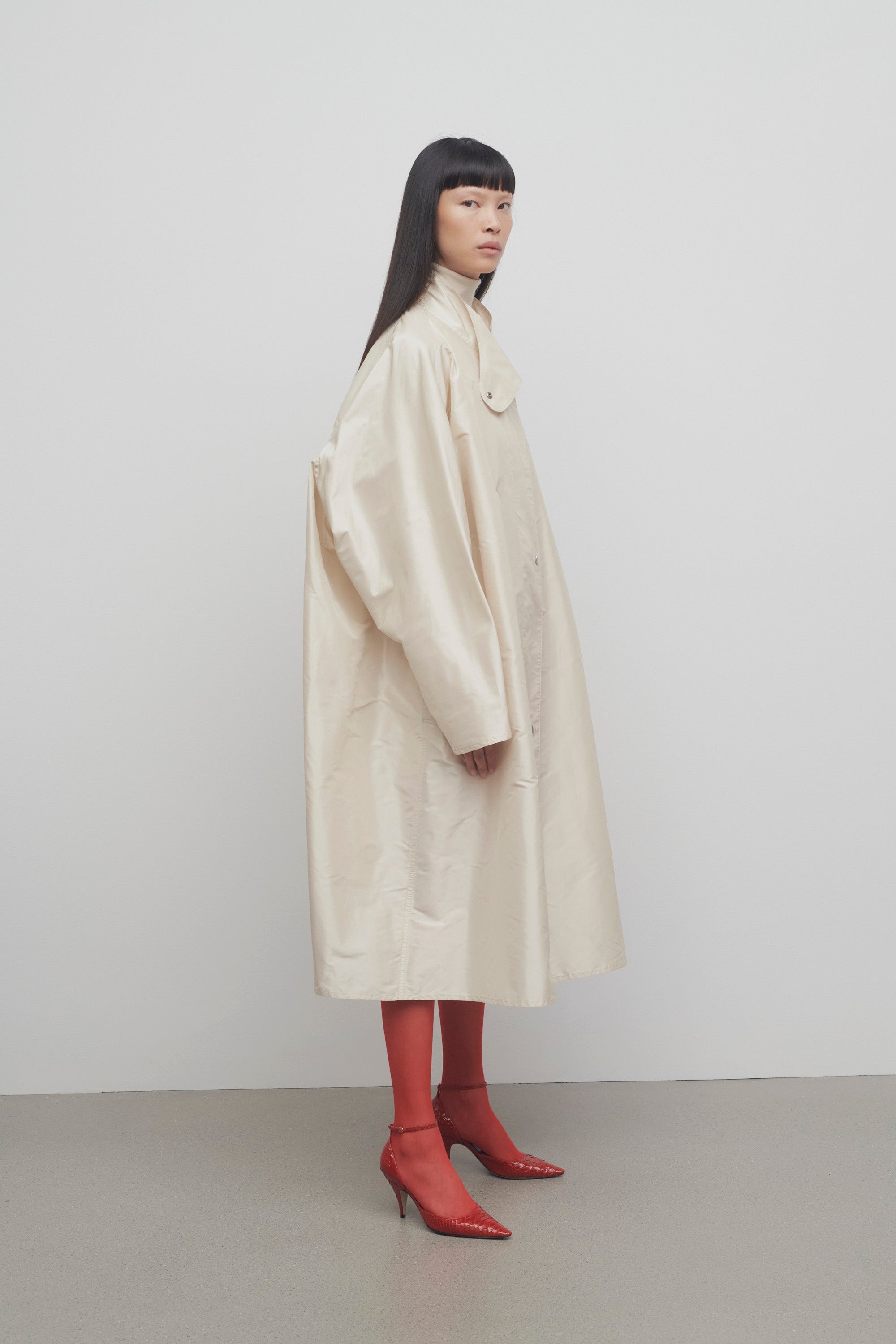 Julie Coat in Silk - 4