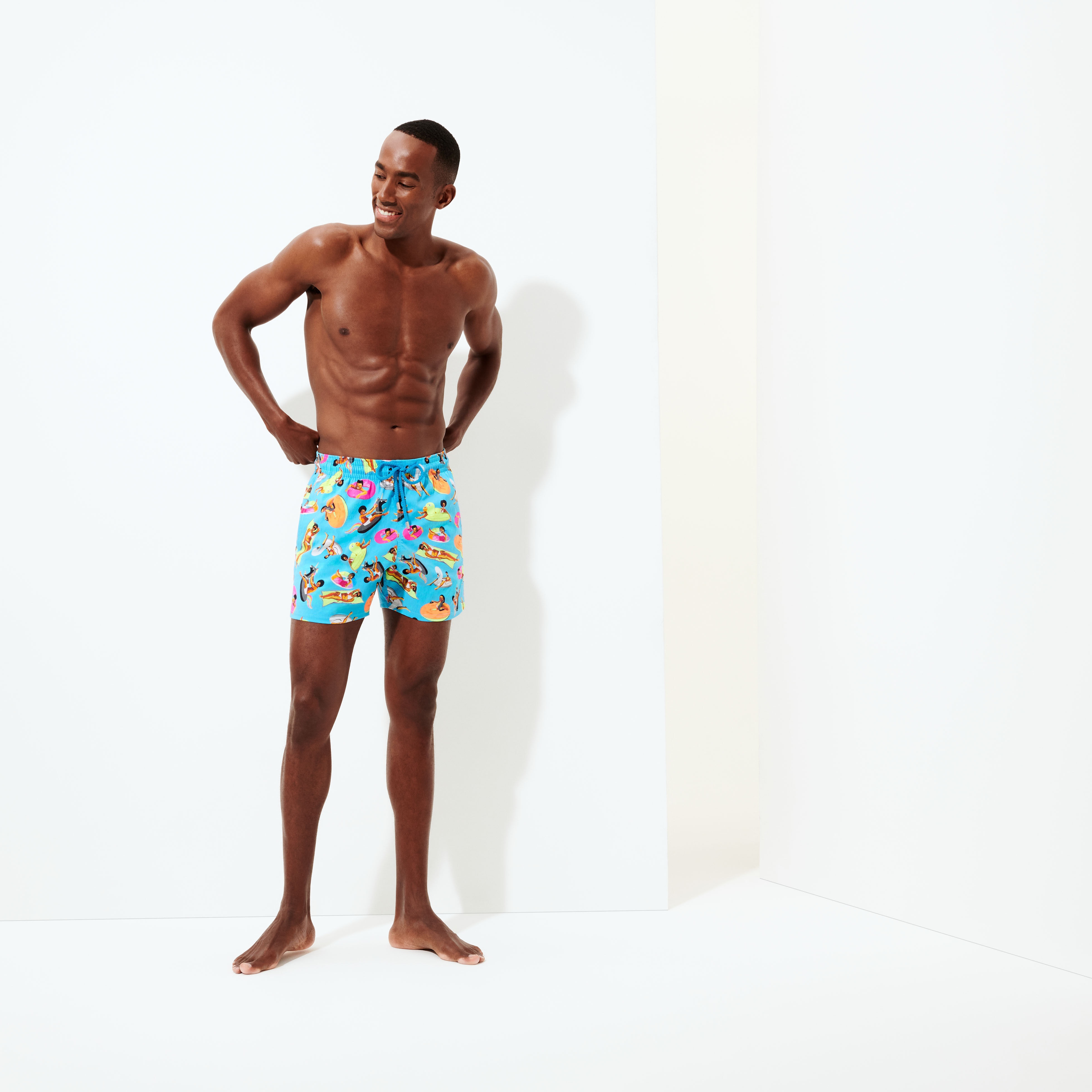 Men Stretch Short Swim Trunks - Vilebrequin x Derrick Adams - 9