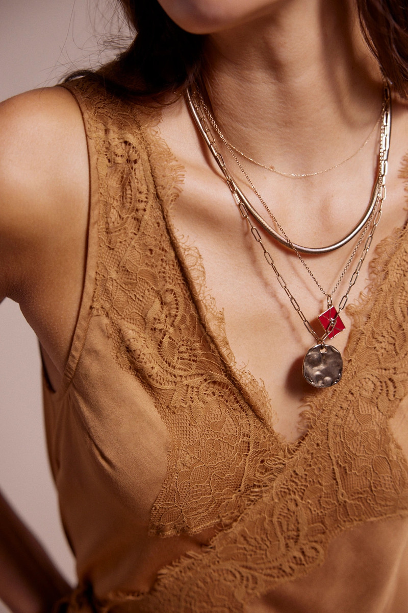 Oversized Coin Necklace 1