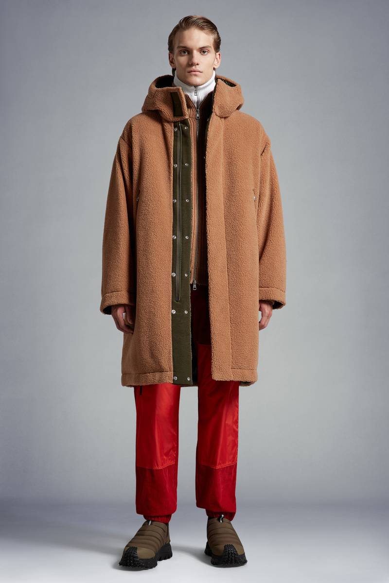 Moncler Goreley Reversible Down Coat outlook