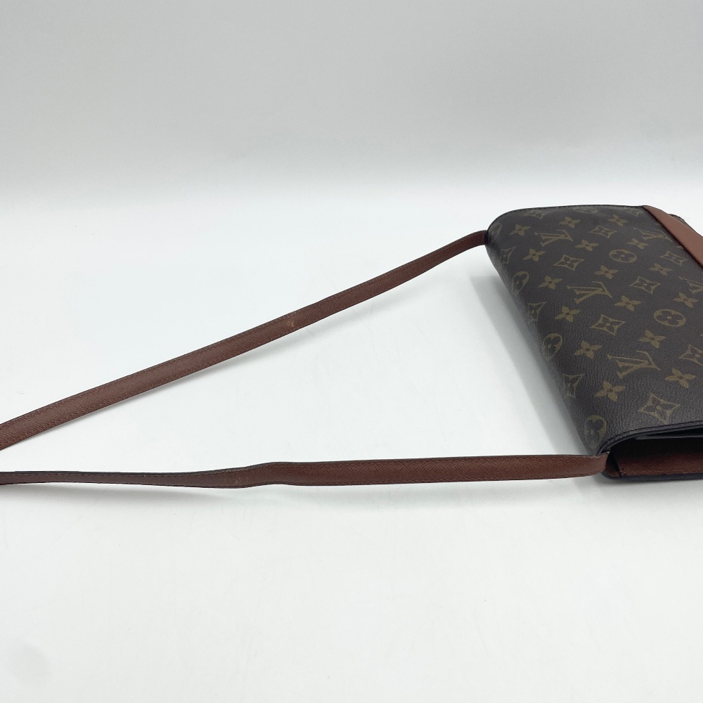 Louis - Louis Vuitton Monogram Pochette Bordeaux Crossbody Bag - 10