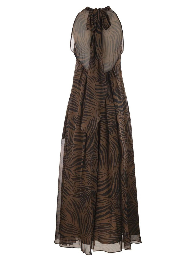 Max Mara Studio SALCE outlook
