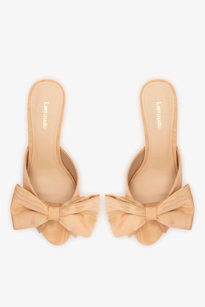 Elle Peep Toe Mule Macaroon Silk 6