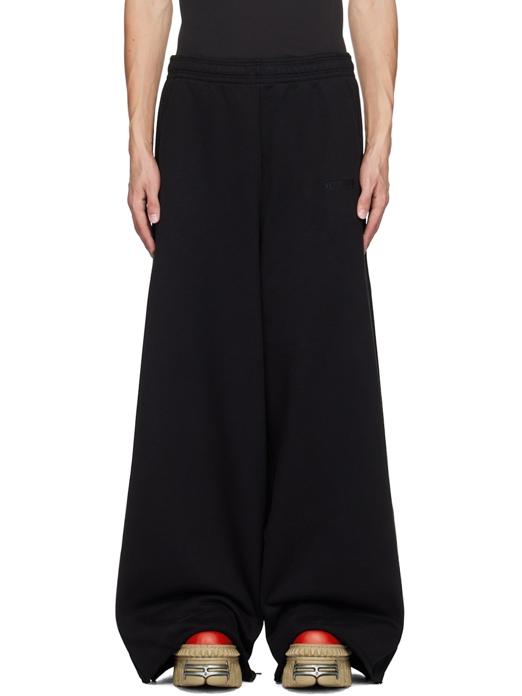 Black Embroidered-Logo Sweatpants - 1