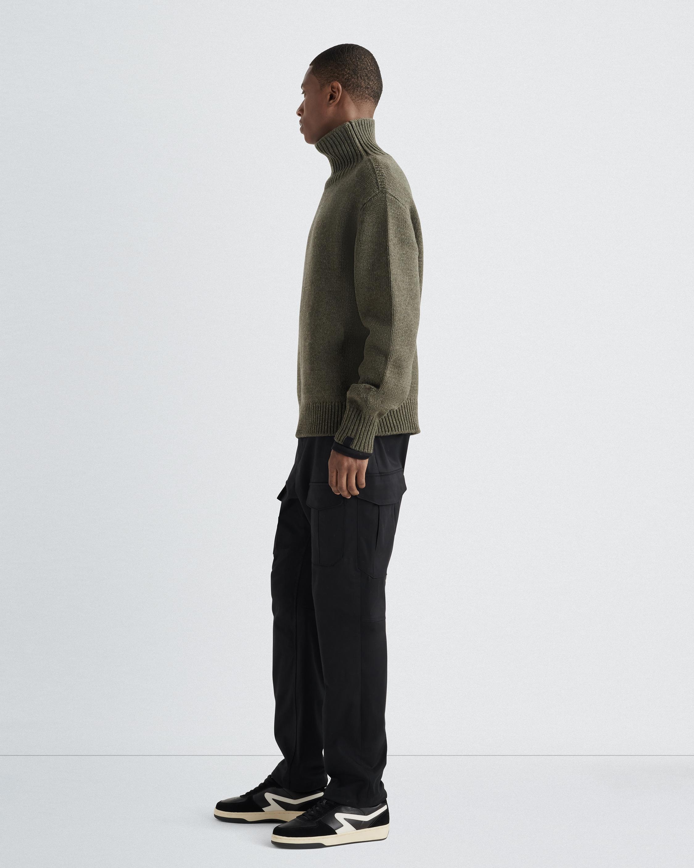 Baron Wool Turtleneck
Classic Fit - 4