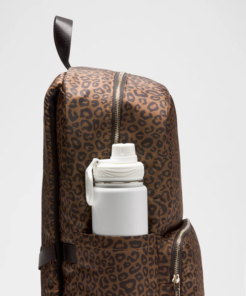 Everywhere Backpack 22L *Metal Hardware 4