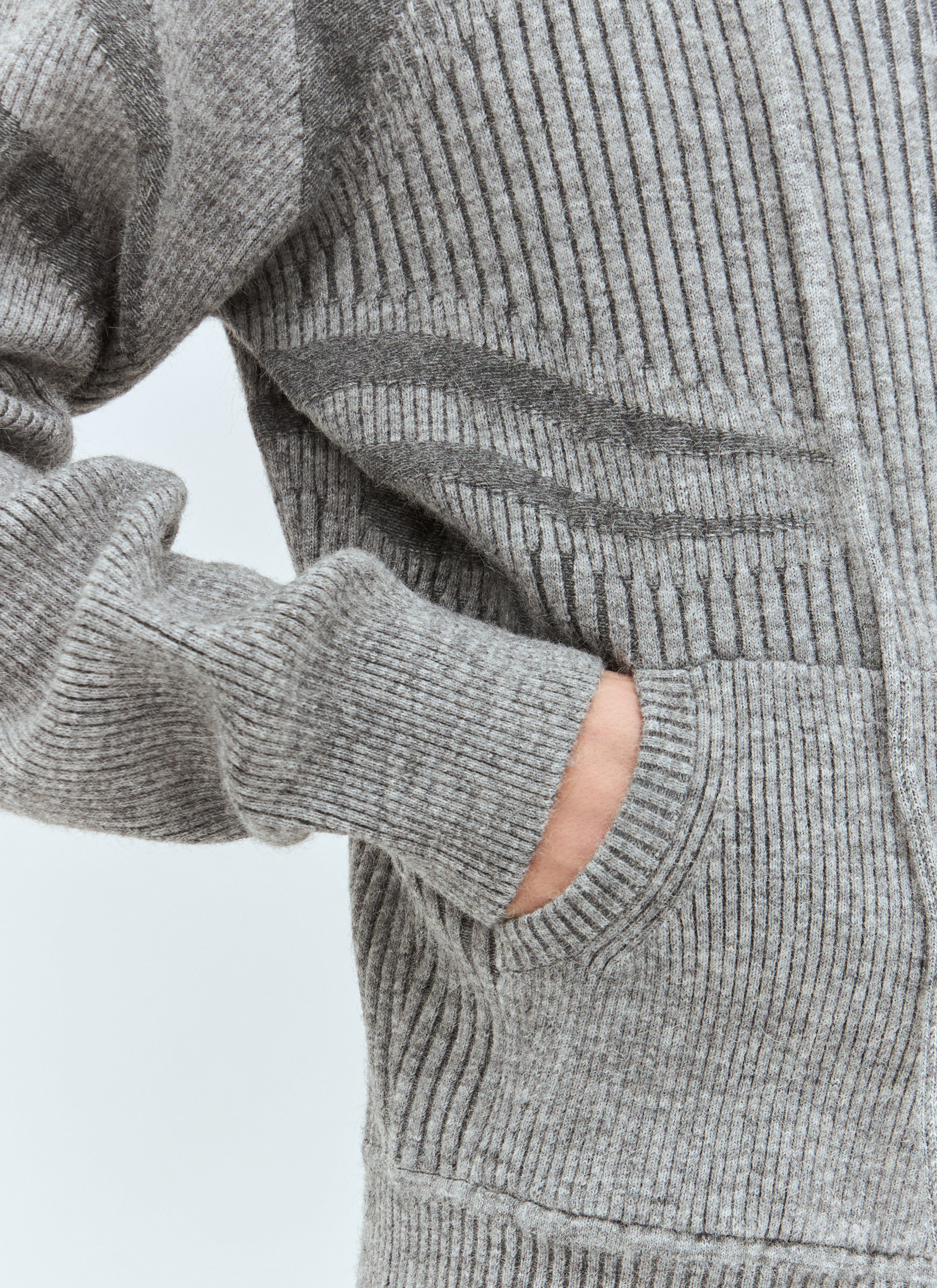 Plated Zip Hooded Sweater - 3