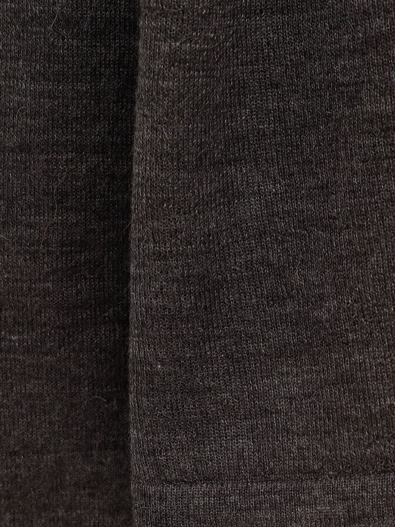long-sleeved T-shirt 3