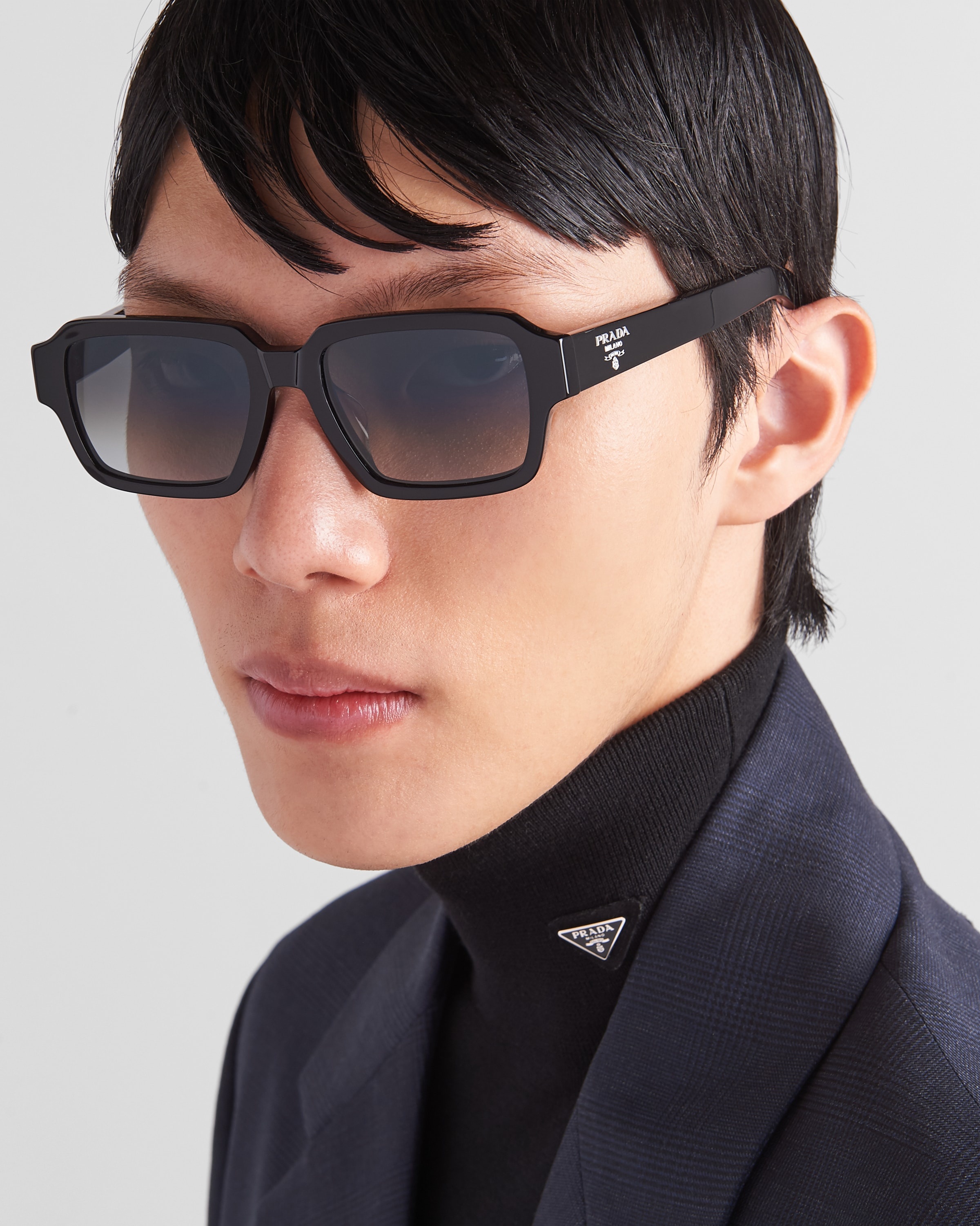 Sunglasses with Prada logo - 2