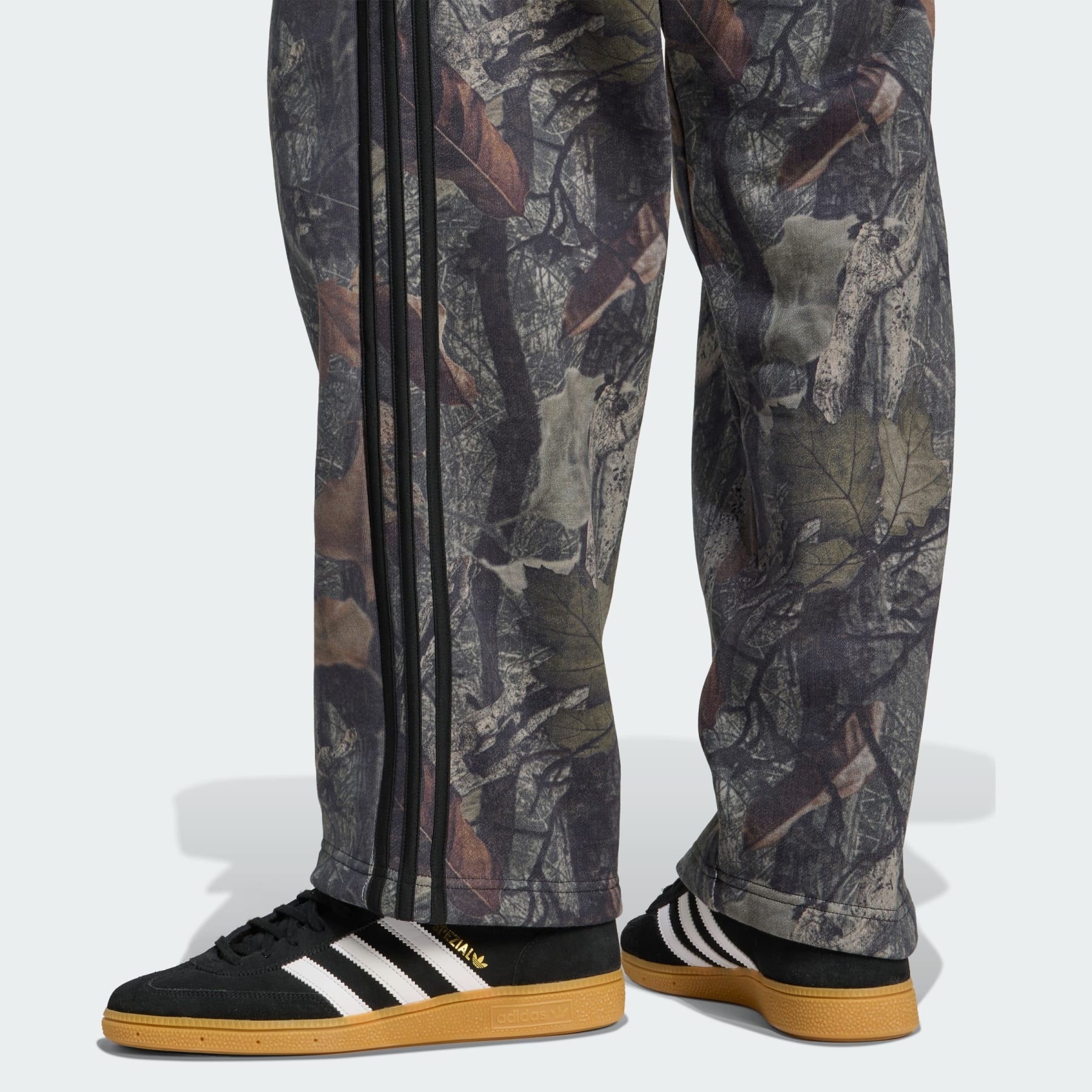 Camo Sweatpants - 5