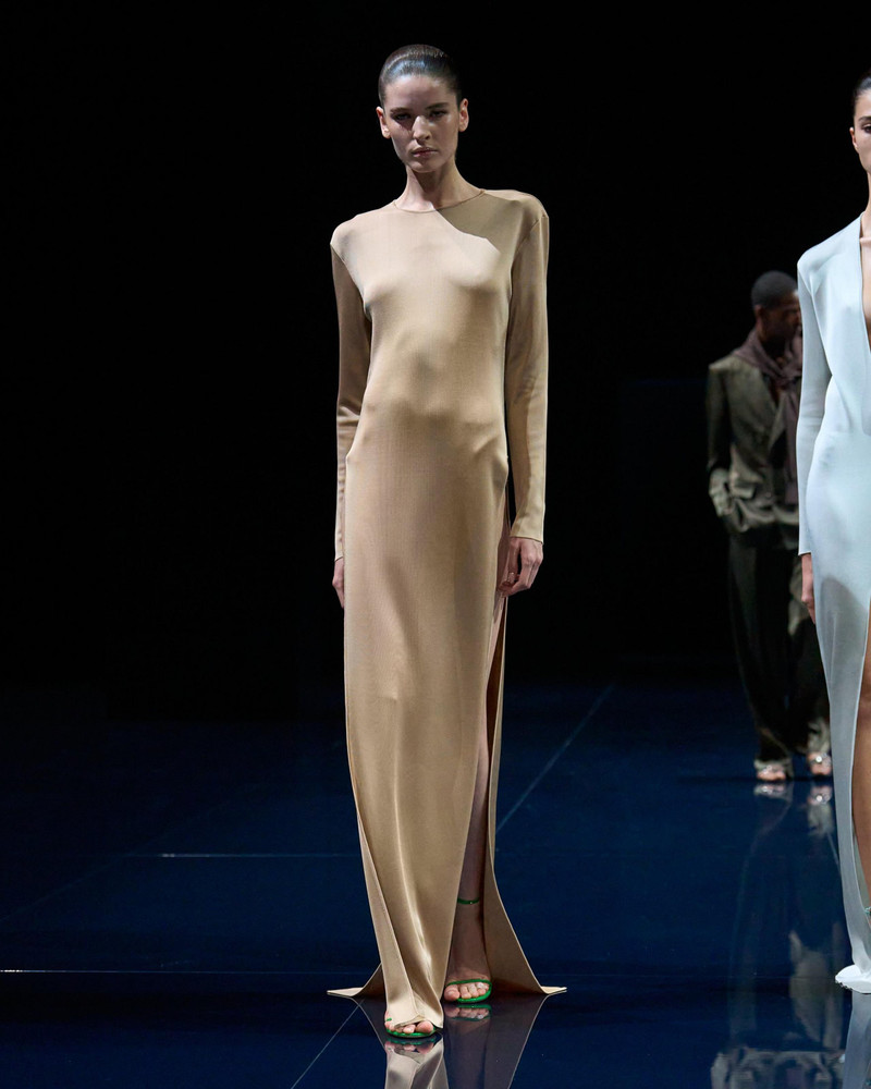 TOM FORD FINE KNIT CREWNECK EVENING DRESS WITH HIGH LEG SIDE SLASHES outlook