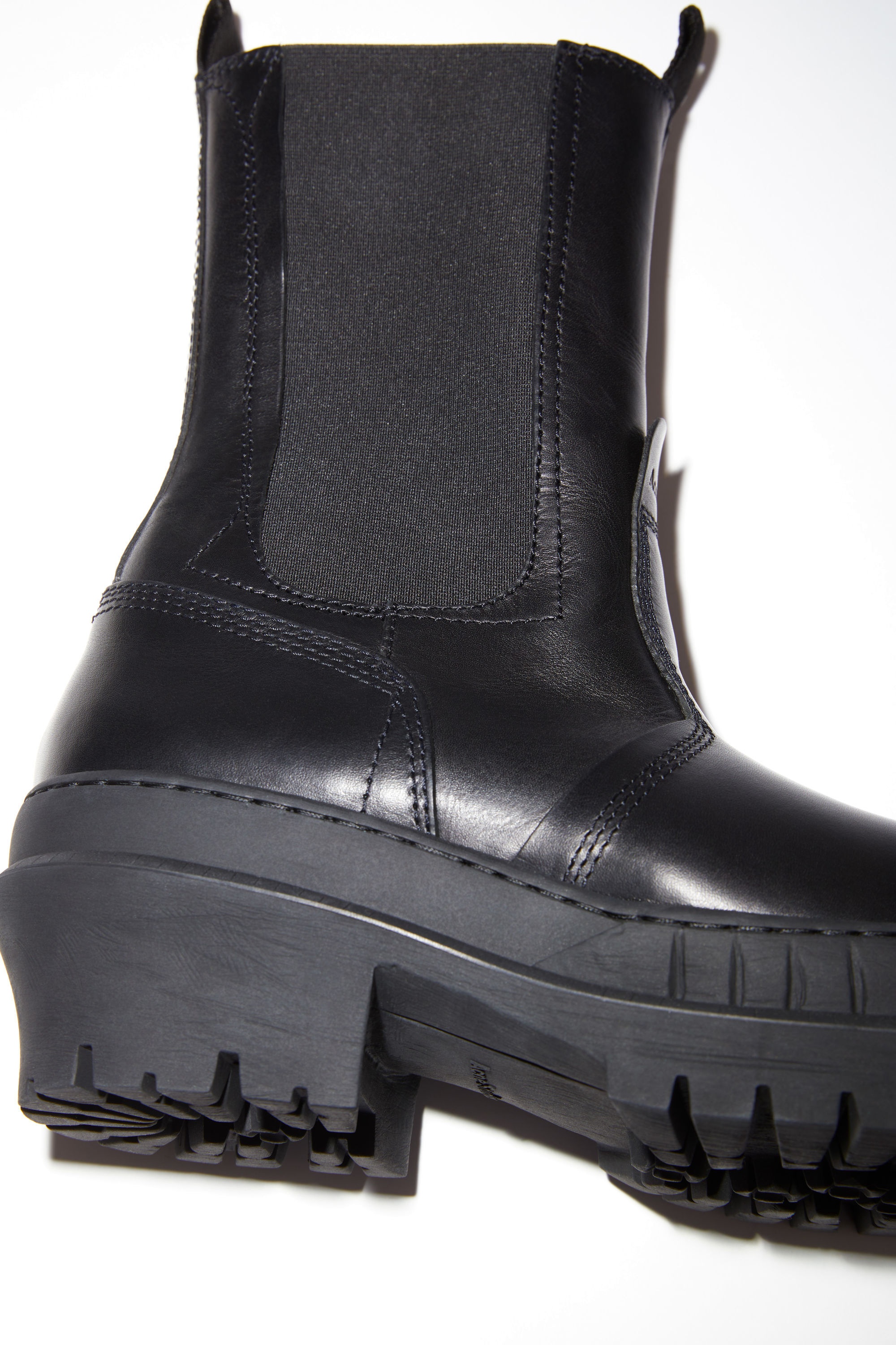 Lug sole ankle boots - Black/black - 5