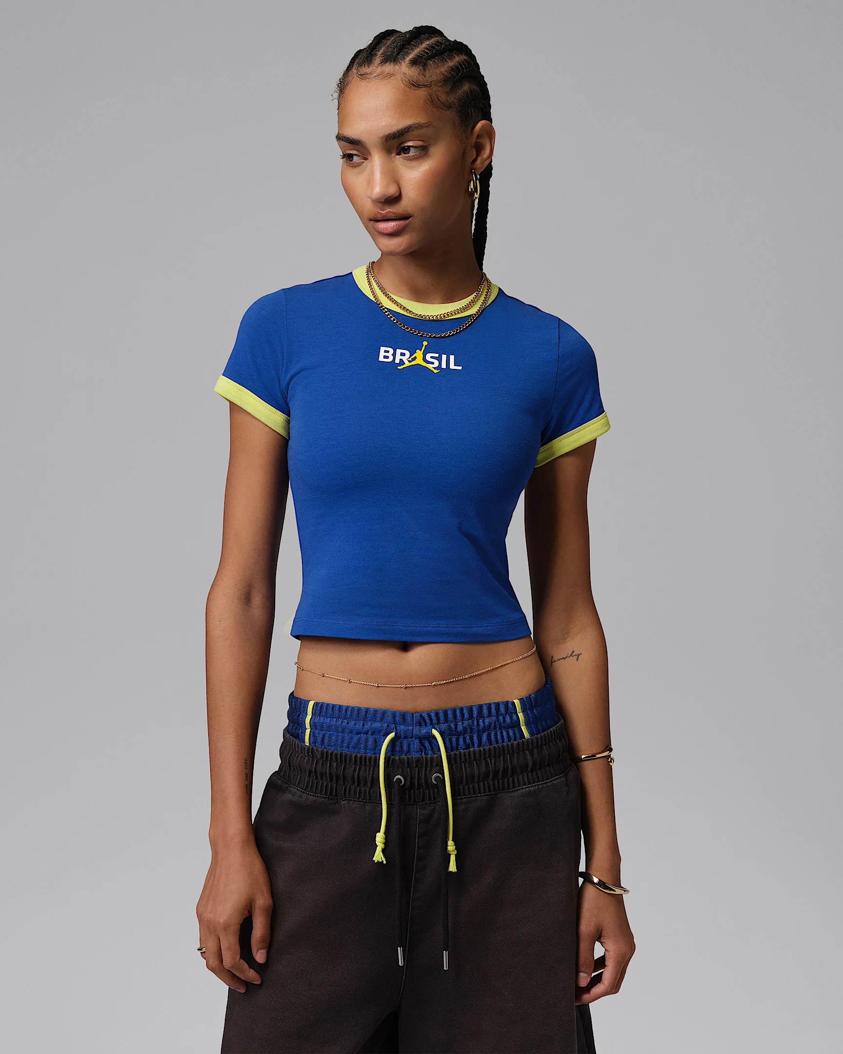 Jordan Women's Graphic Brazil Crewneck Shirt - 1