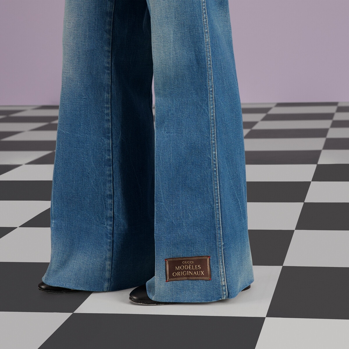 Denim flare pant with Gucci label - 3
