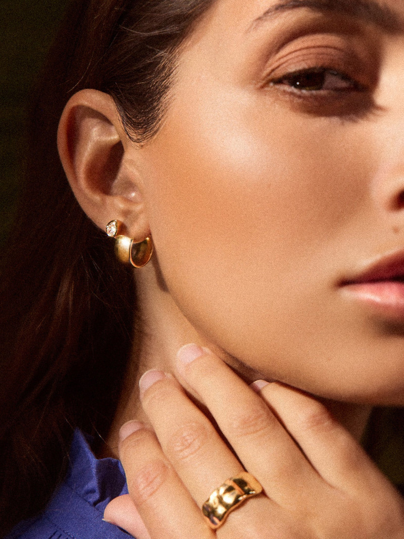 BROCHU WALKER Romance Pear Diamond Droplet Earrings outlook