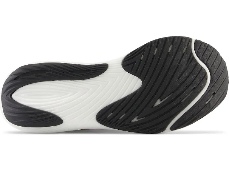 New Balance FuelCell Rebel v3 - 8