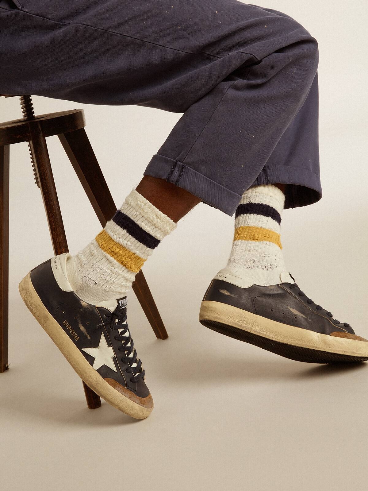 Aged-white socks with distressed details and two-tone stripes - 4