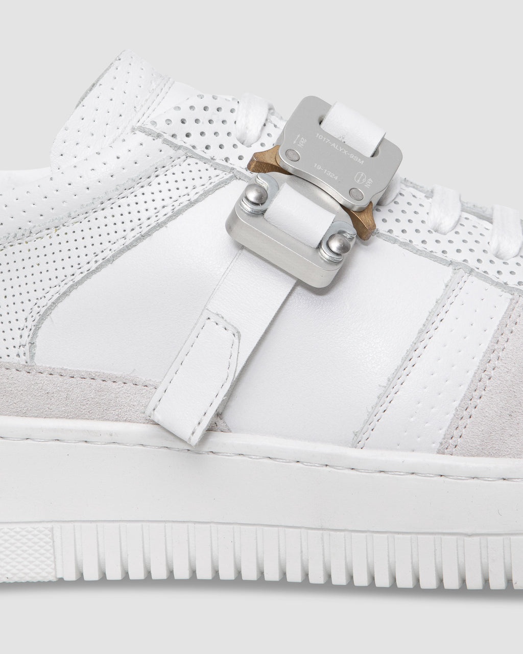 LEATHER BUCKLE LOW TRAINER - 7