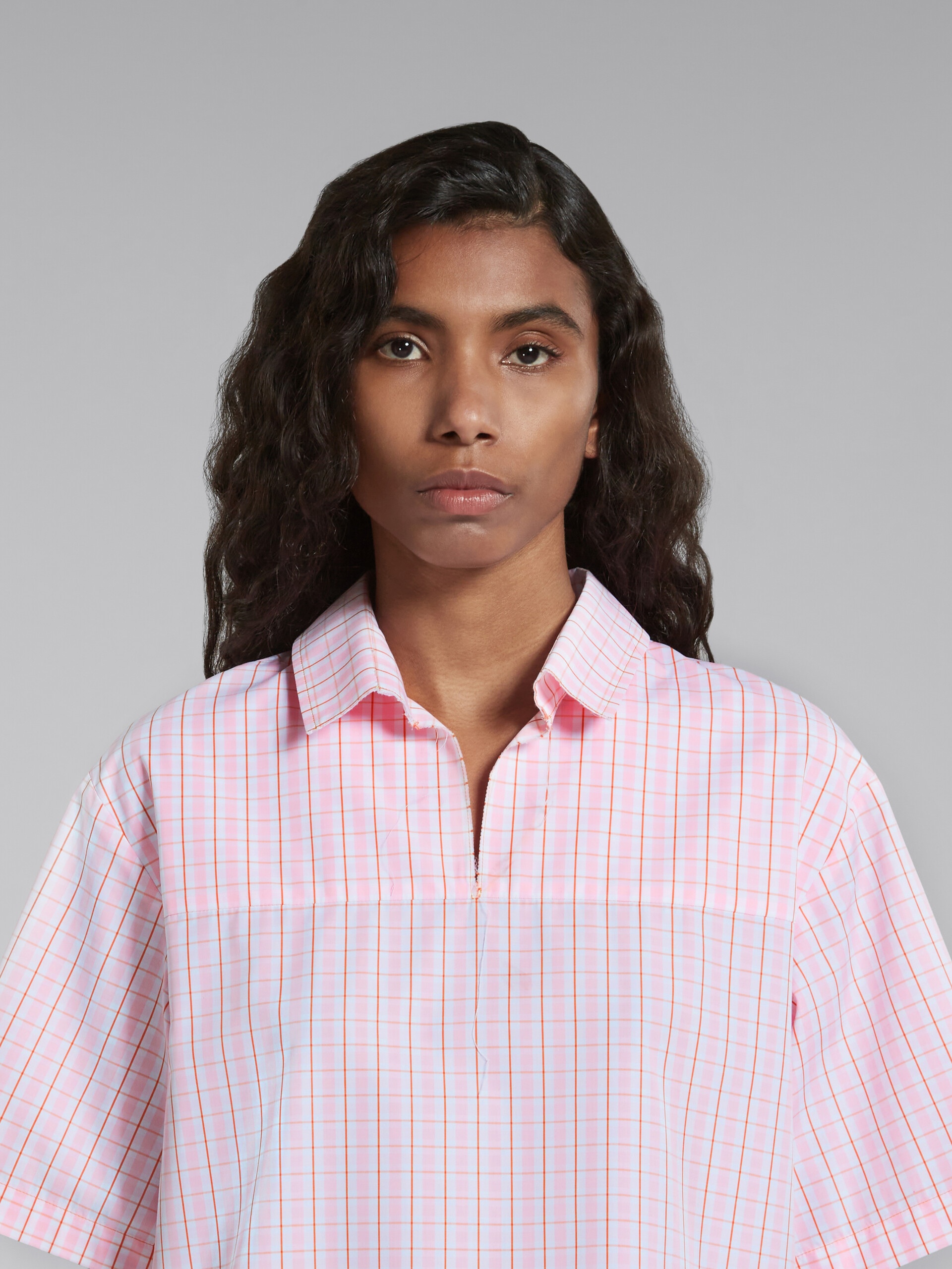 PINK CHECKED BLOUSE WITH BACK POLO OPENING - 4