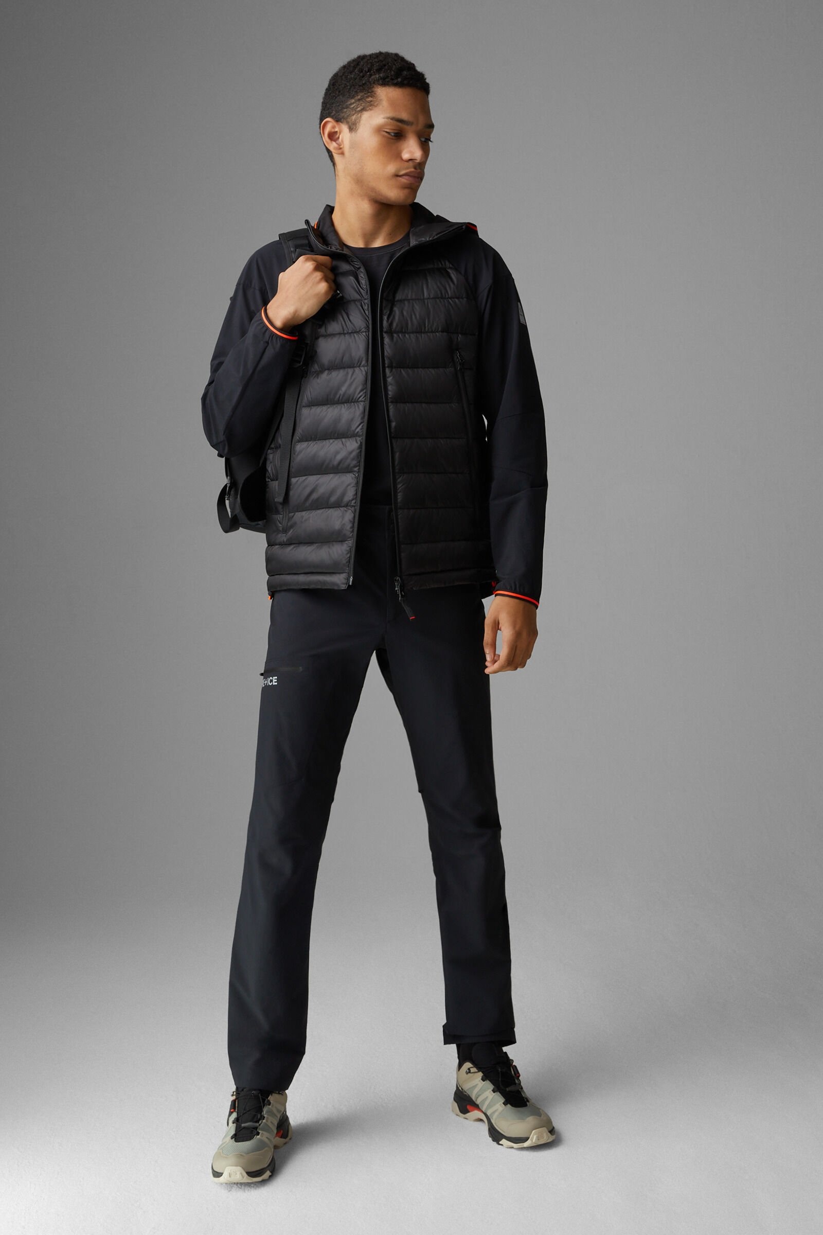Kegan Hybrid jacket in Black - 4