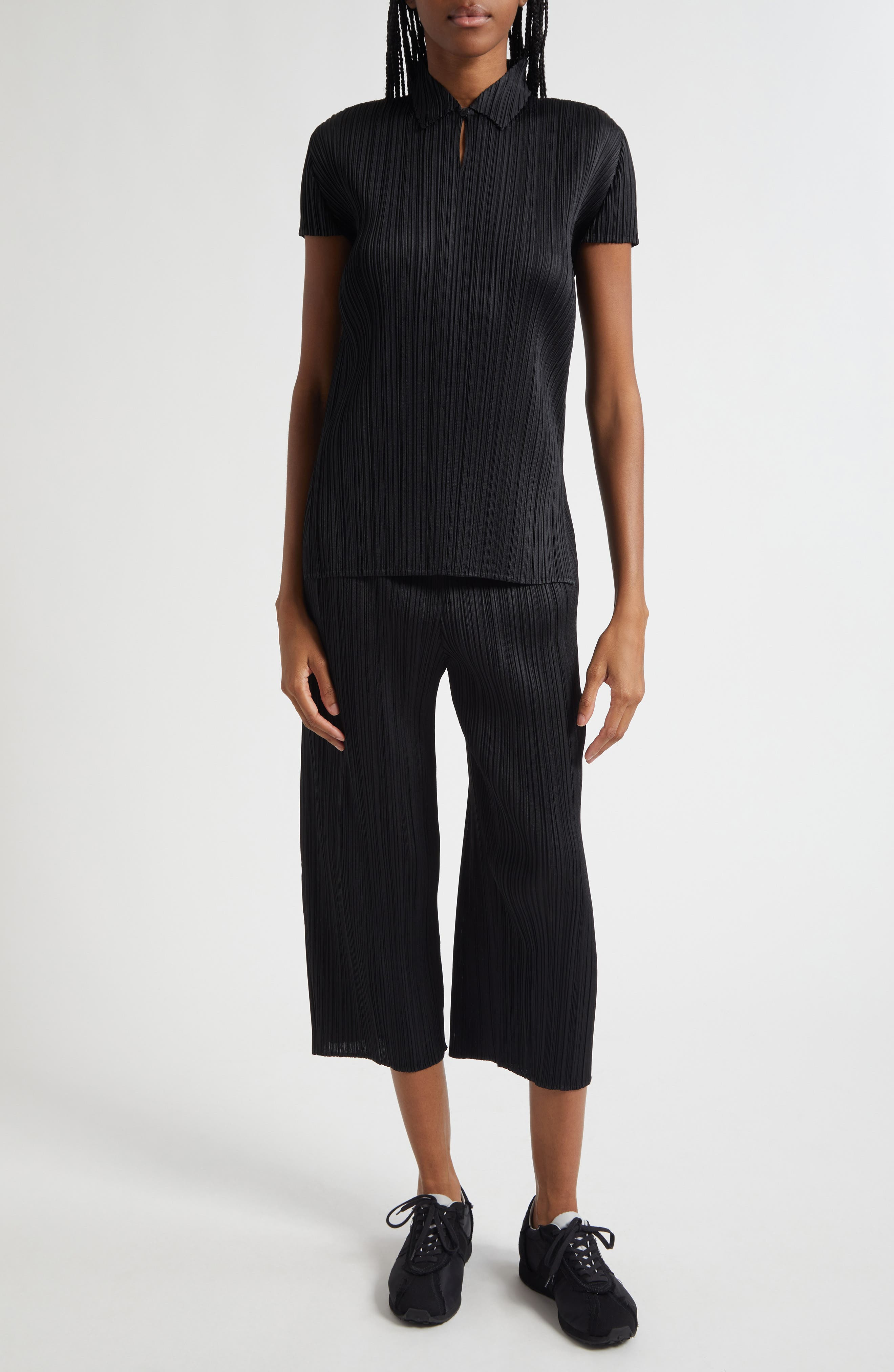 Pleats Please Issey Miyake Monthly Colors August Pleated Crop Pants in Black at Nordstrom - 2