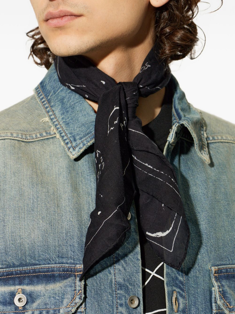 print-detail scarf 4