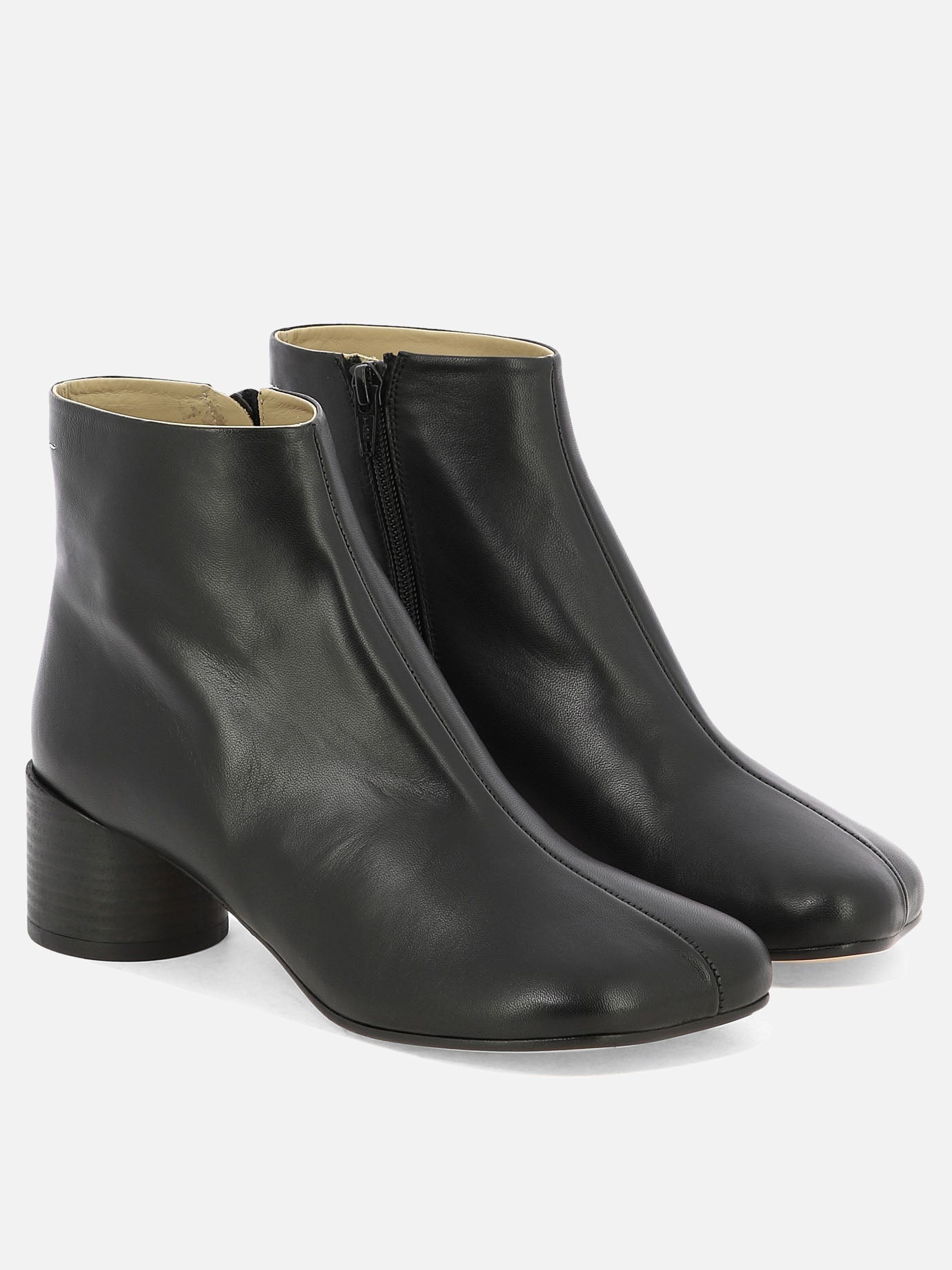 MM6 Maison Margiela PREFORMED TOE ANKLE BOOTS | viettishop