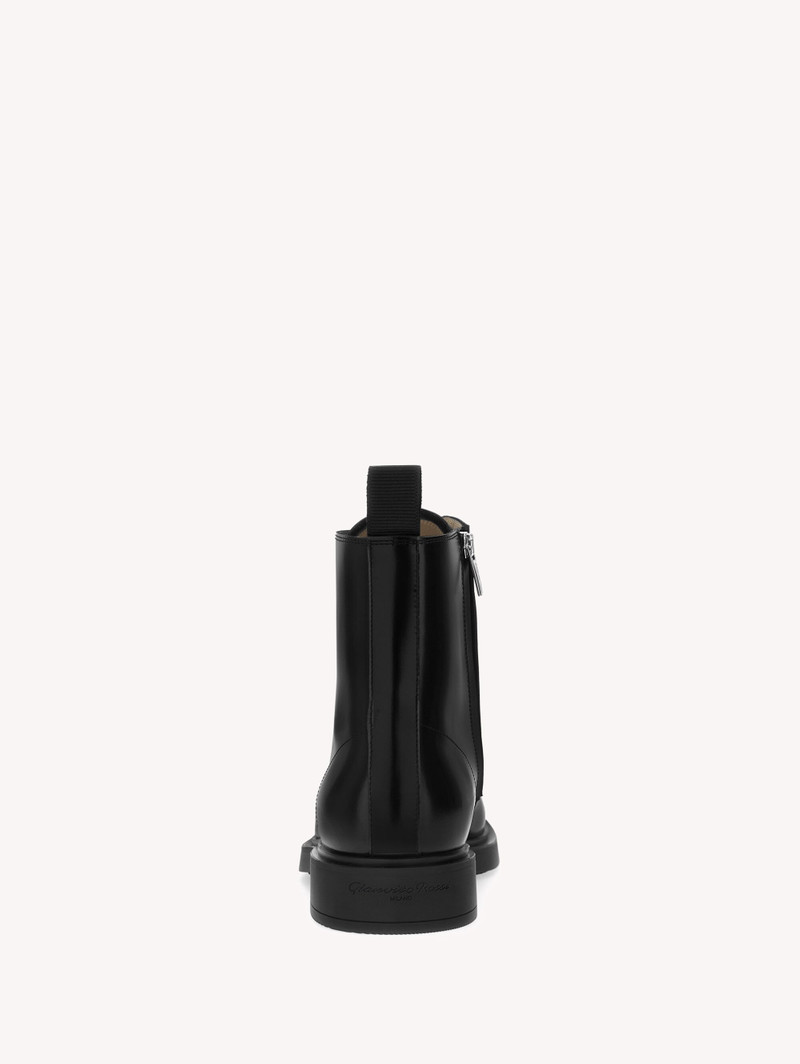 Gianvito Rossi CLAUDIO outlook