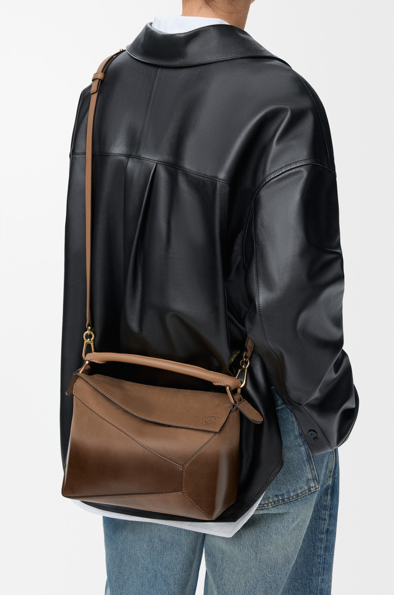 Small Puzzle Edge bag in gradient patent nubuck 3