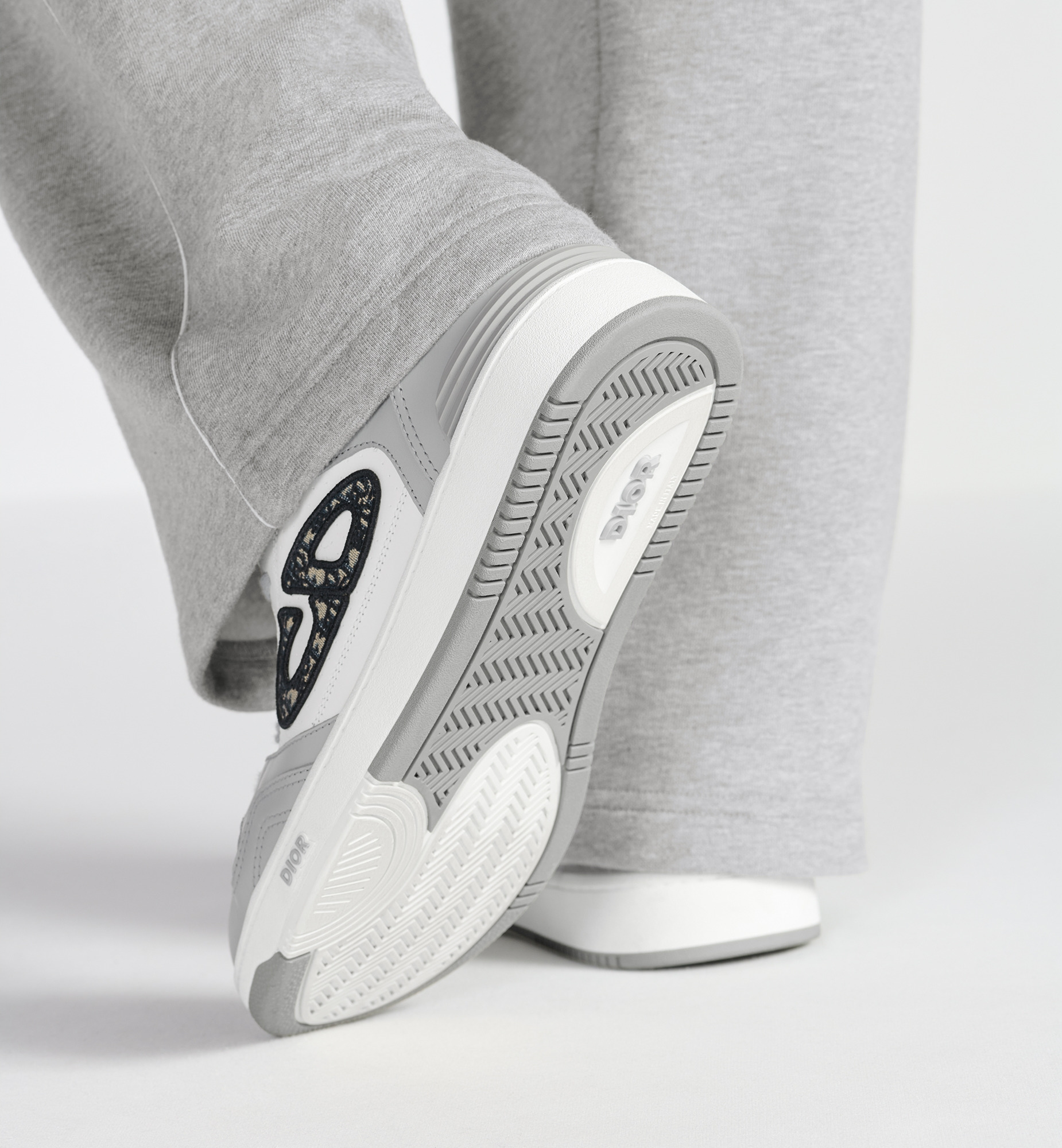 B57 Low-Top Sneaker - 4