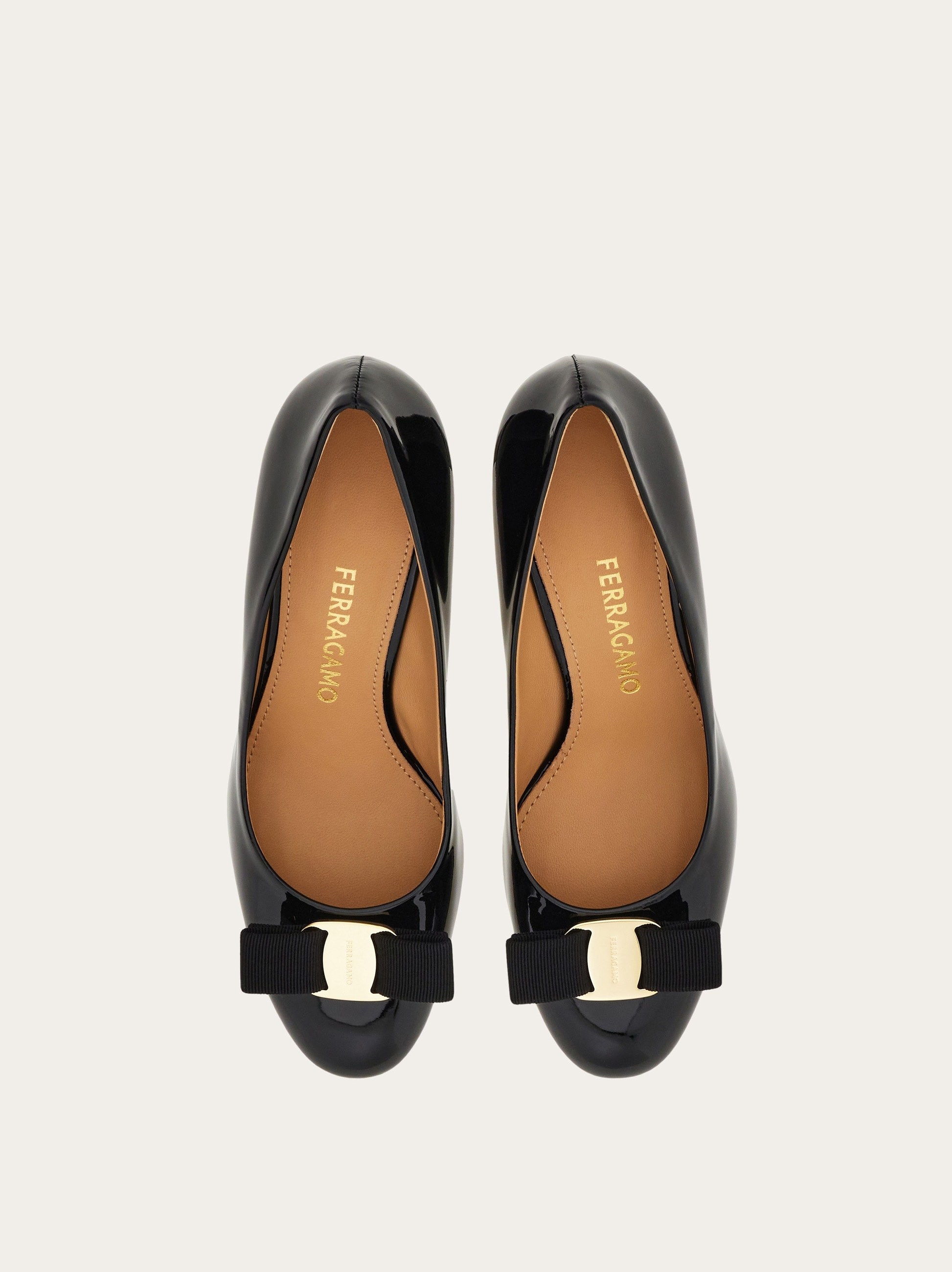 Vara bow pump shoe - 3
