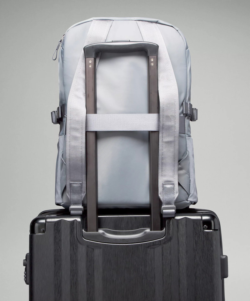 New Crew Backpack 22L 7